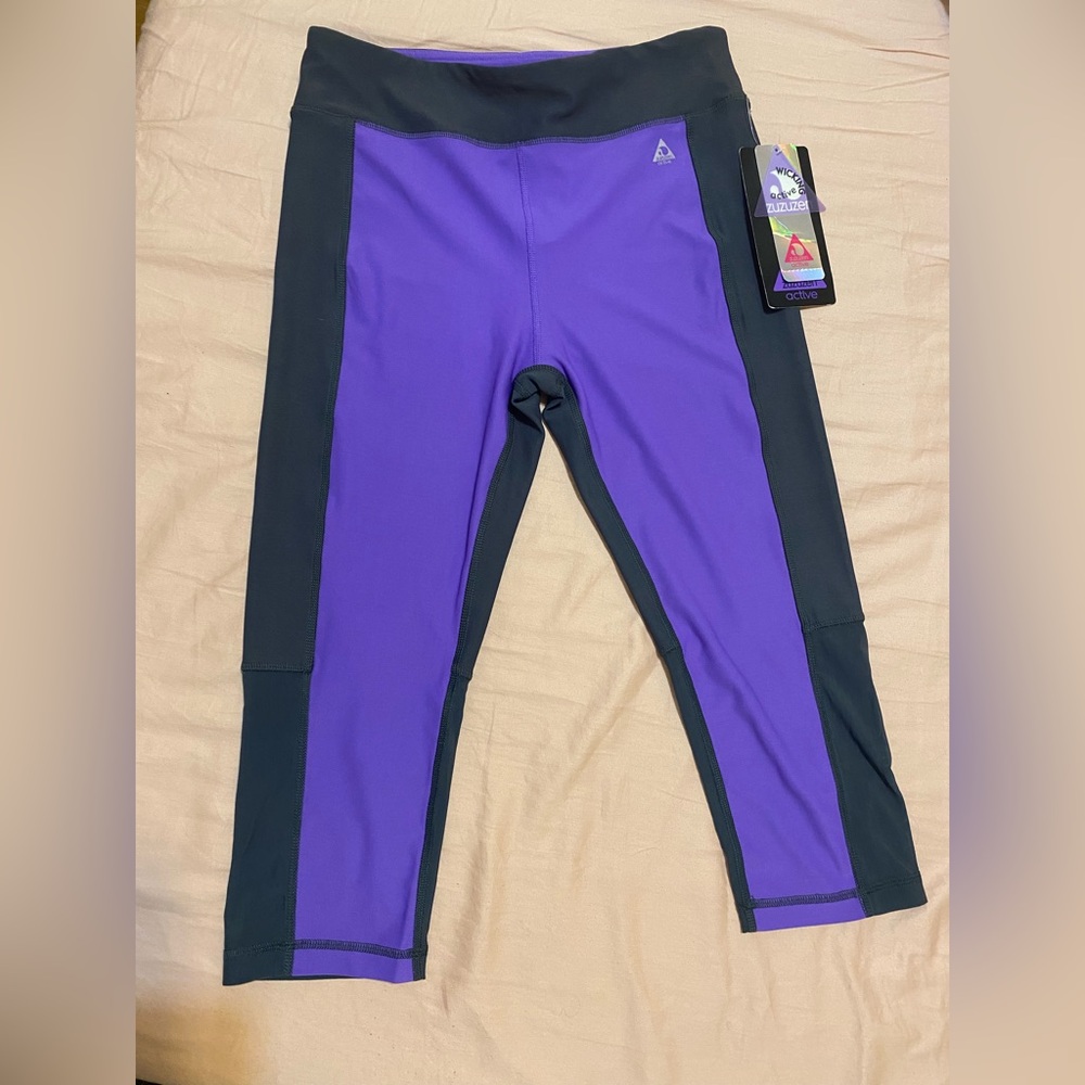 NWT Zuzuzen Active Purple and Black Leggings